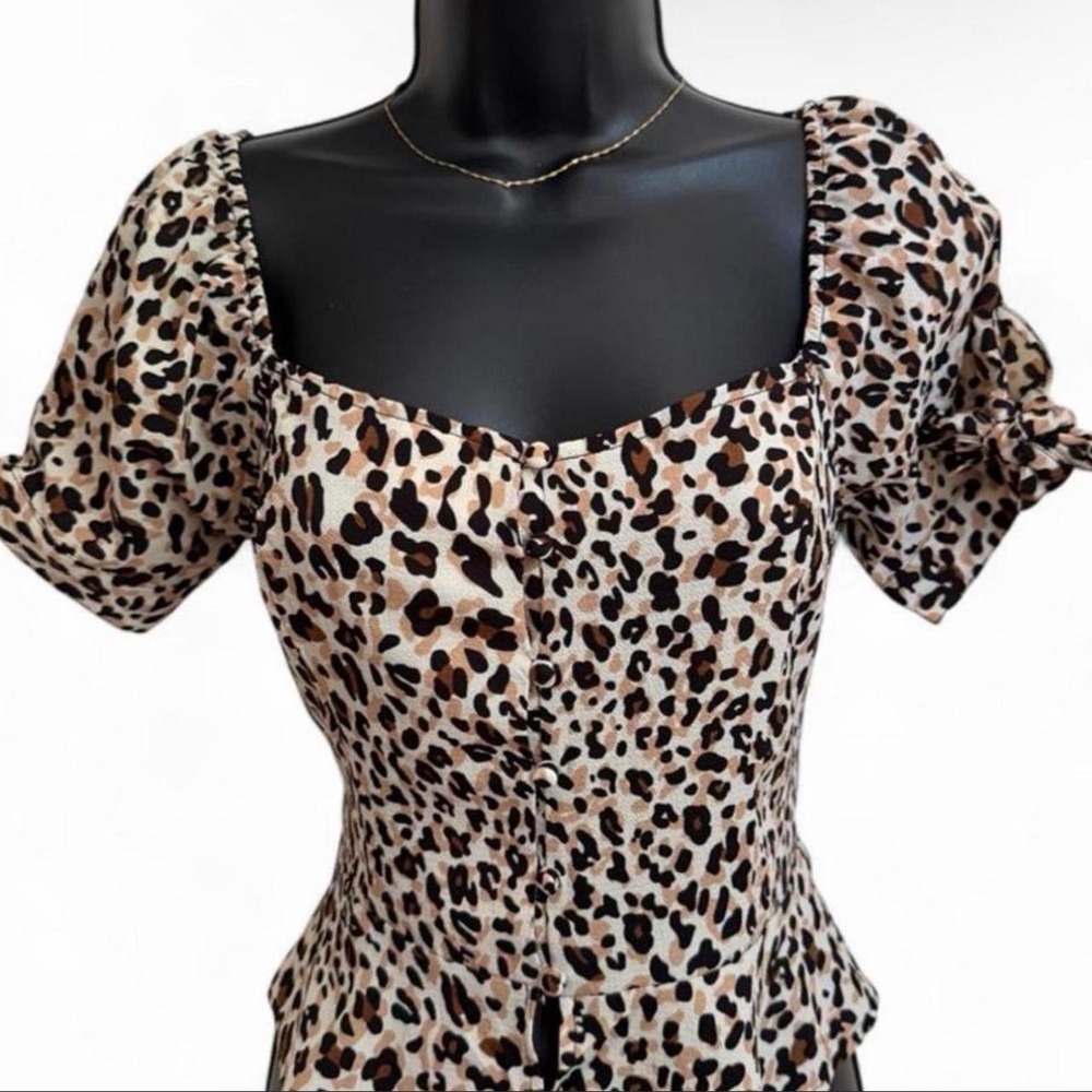 Haute Monde Leopard Print Puff Sleeve Milkmaid Button Front Top